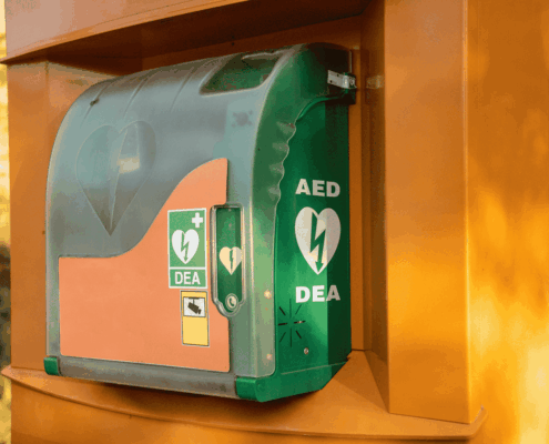 Defibrillator